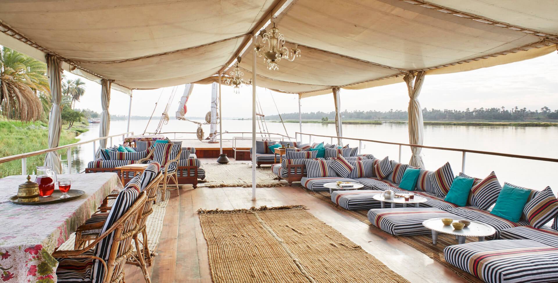 Nour El Nil Nile Egypt Boat Tours Assouan Boat Desk 0443